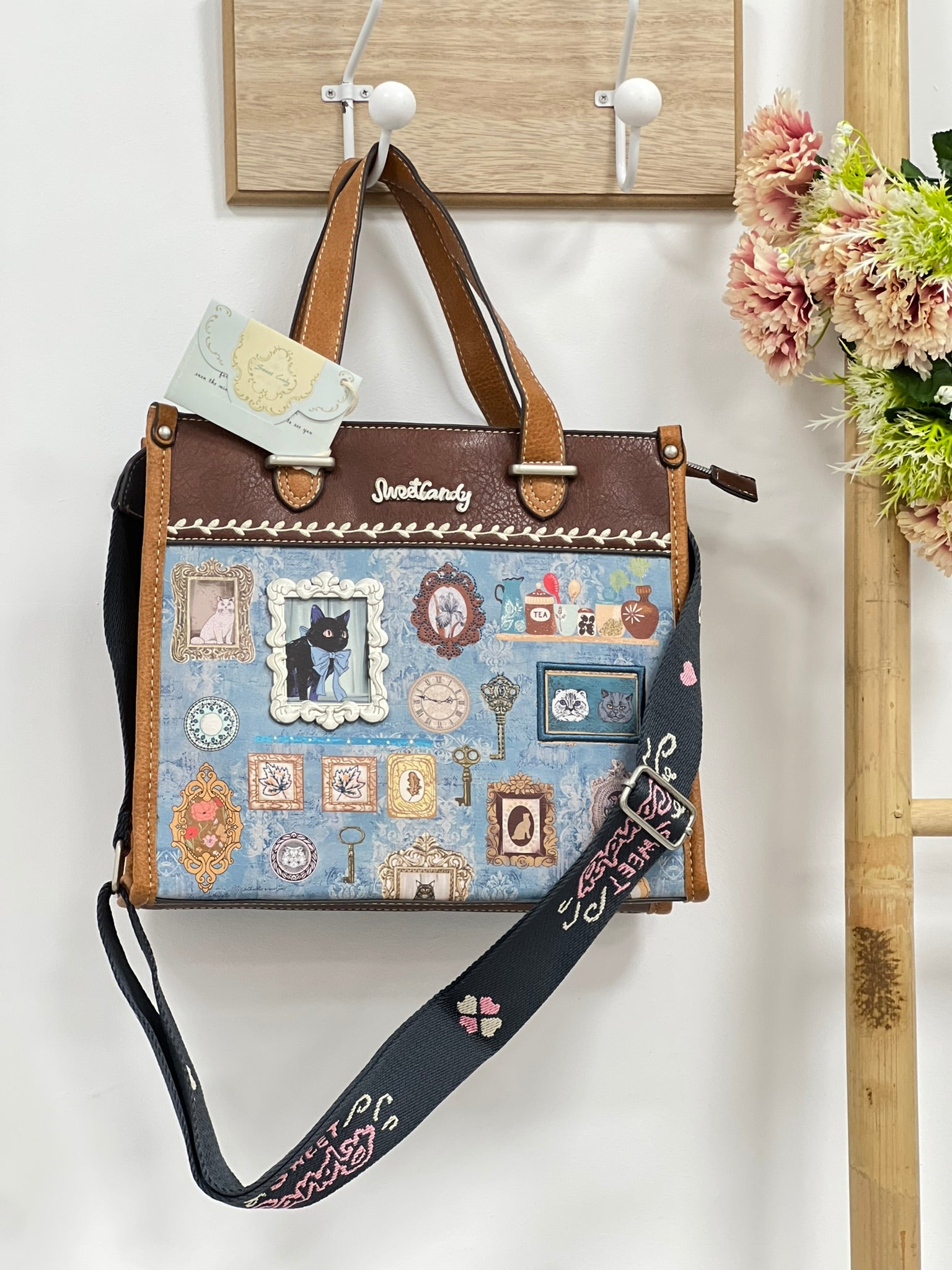 Cinturones, Bolsos y Bisutería