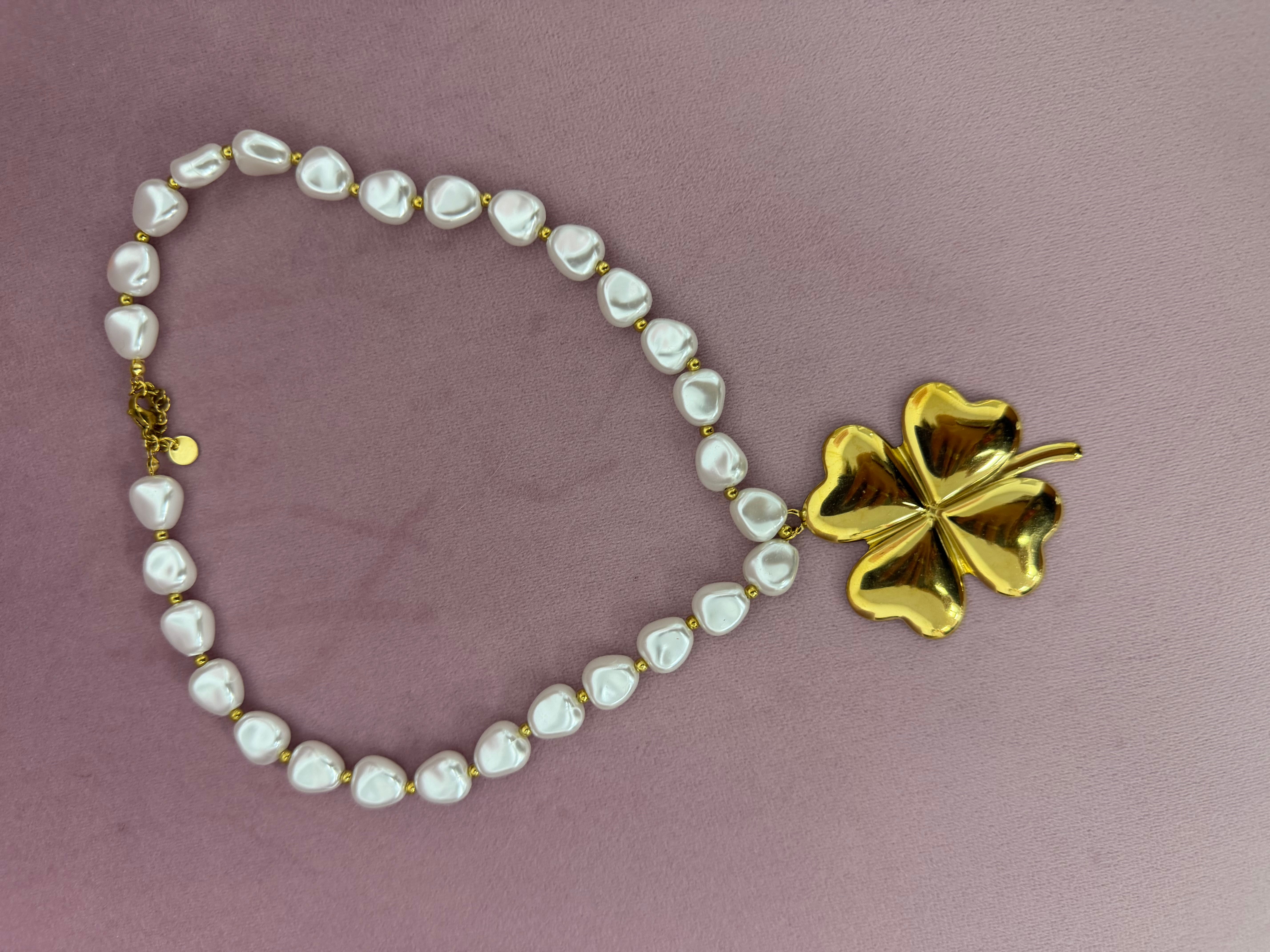 COLLAR PERLA “Trébol”