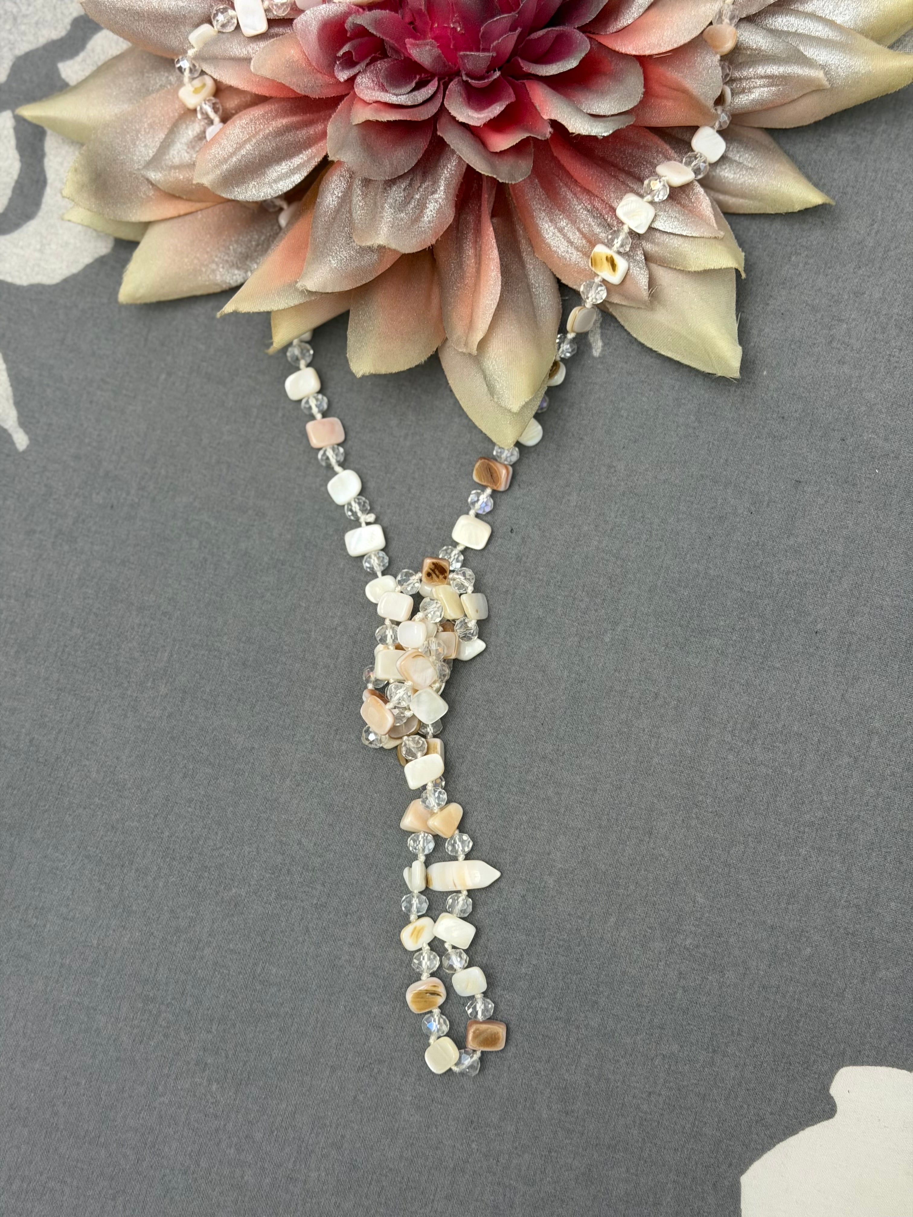 COLLAR CRISTAL BLANCO