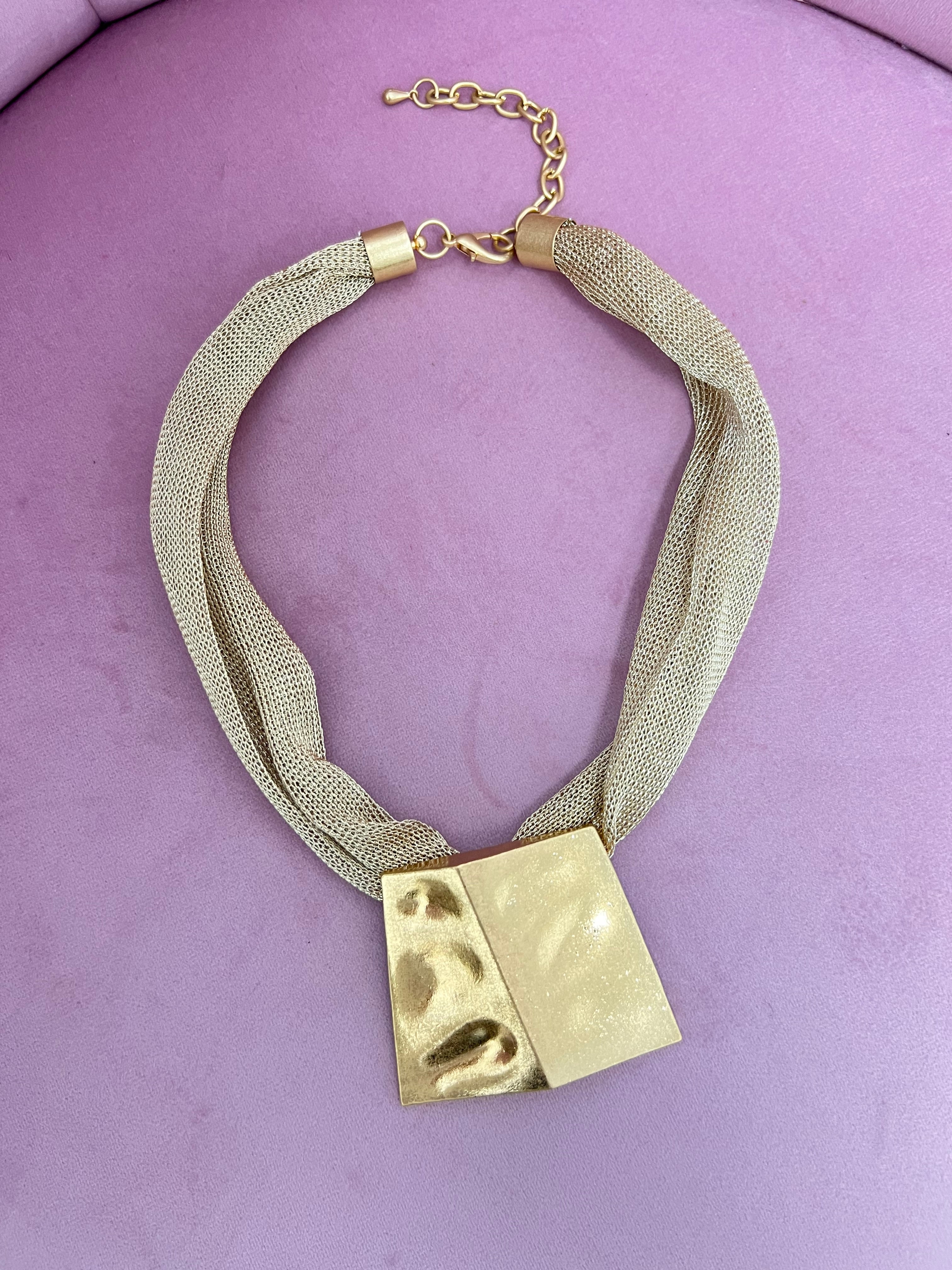 COLLAR “Kate”