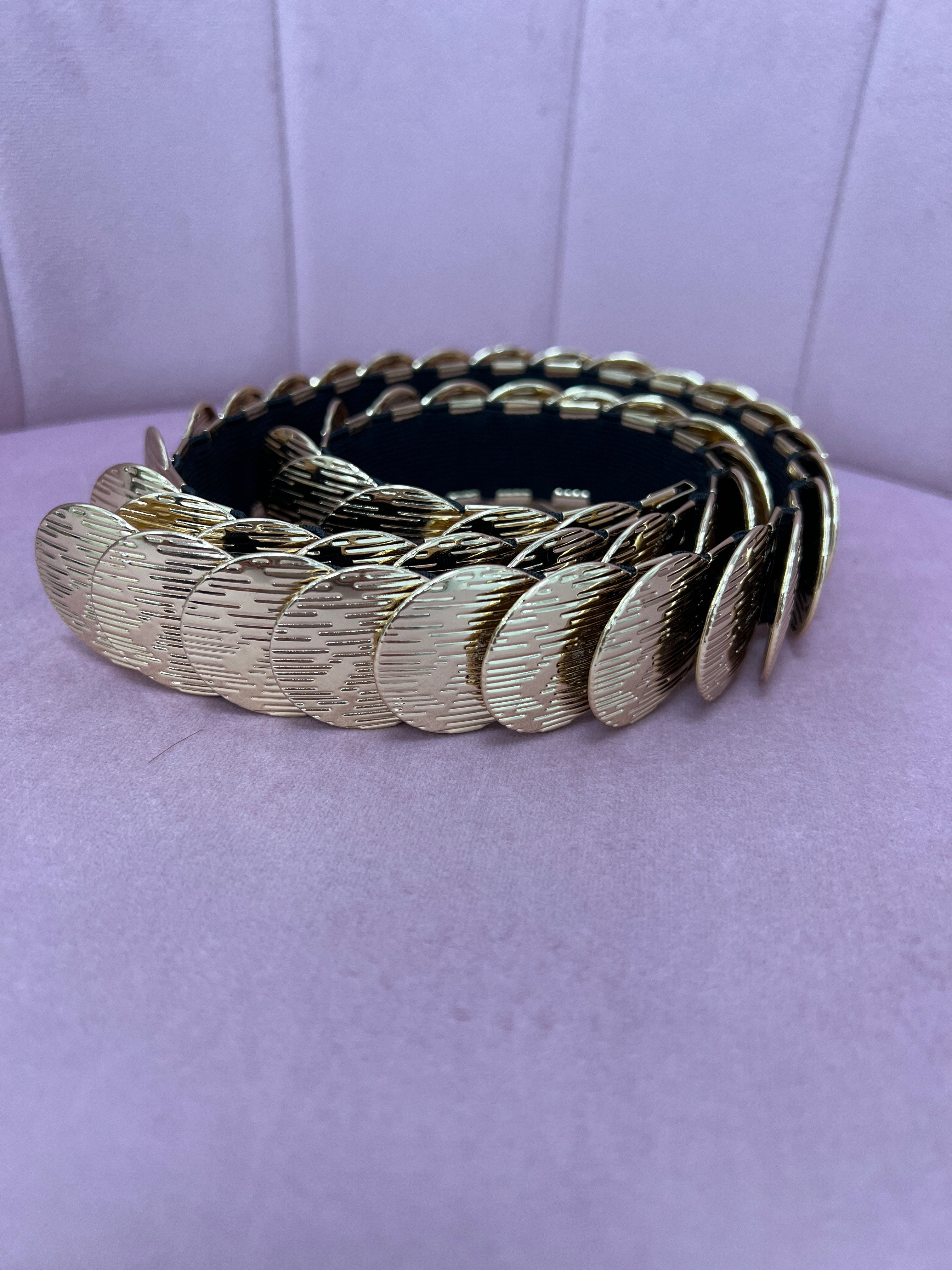 CINTURÓN “Moneda” GRANDE DORADO