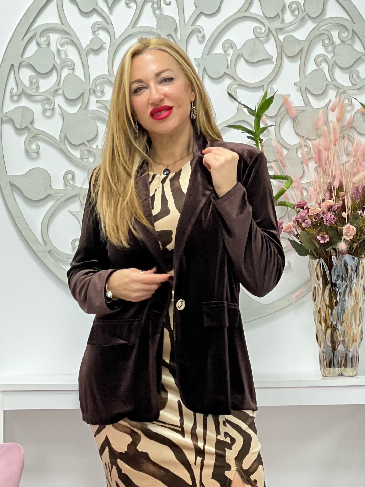 AMERICANA “Prada” CAFÉ