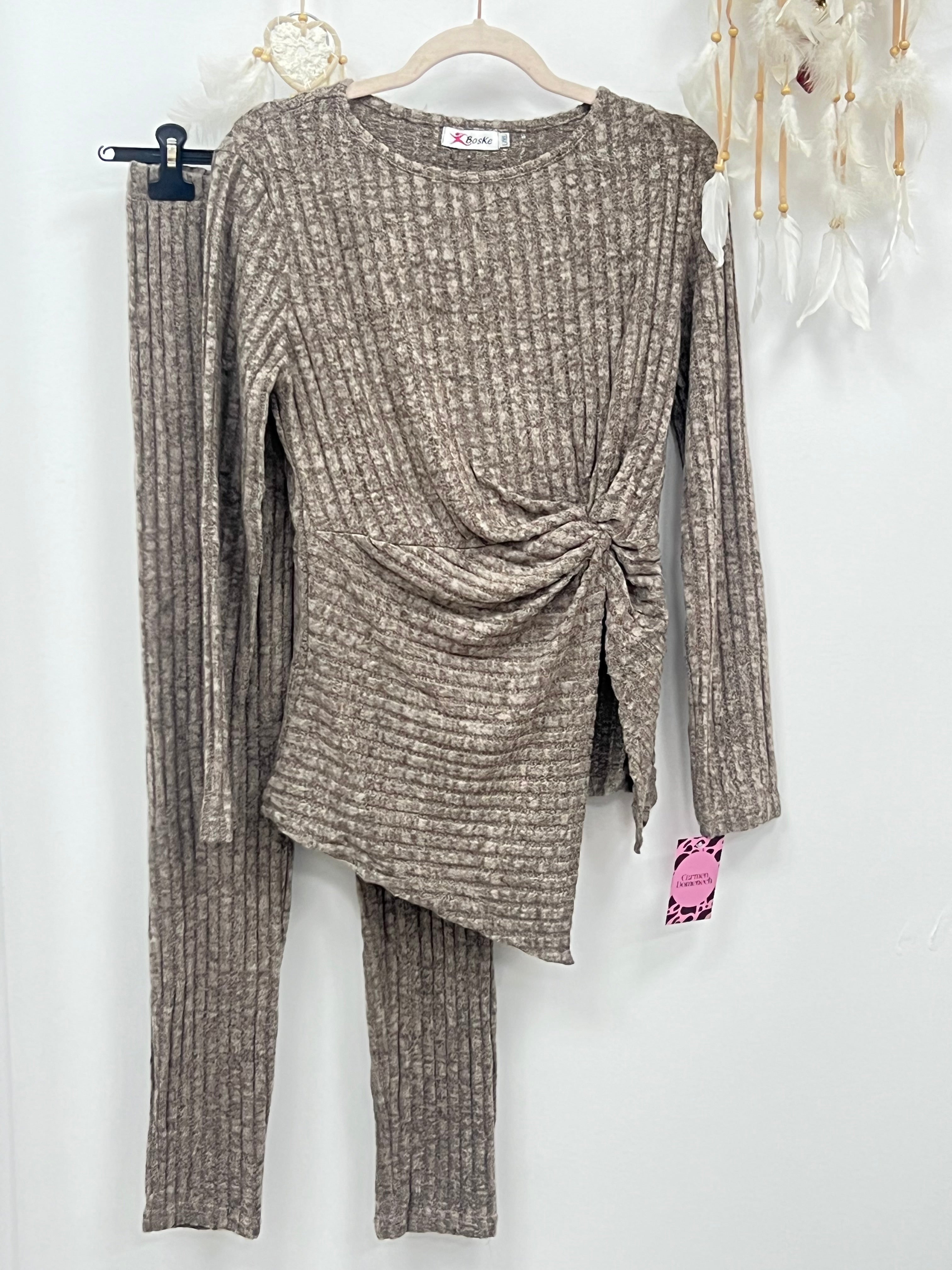 CONJUNTO “Laura” TAUPE